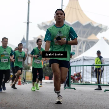 Runner Photo 8566587