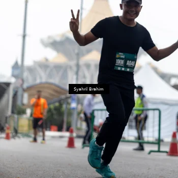 Runner Photo 8566595