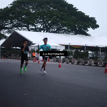 Runner Photo 8566617