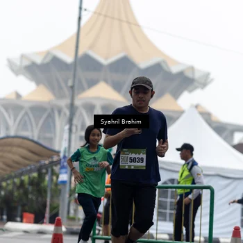 Runner Photo 8566648