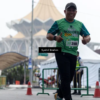 Runner Photo 8566649