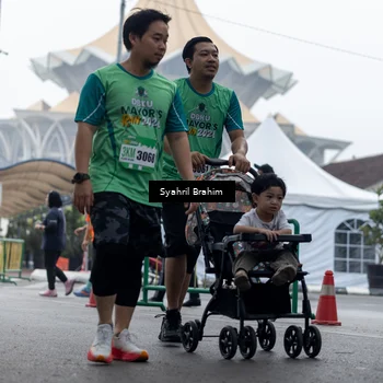 Runner Photo 8566662