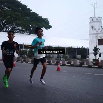 Runner Photo 8566665