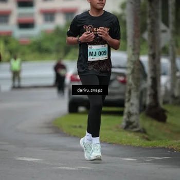 Runner Photo 8566683