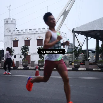 Runner Photo 8566700