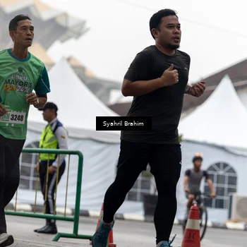 Runner Photo 8566703