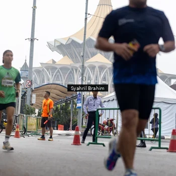 Runner Photo 8566726