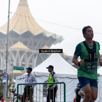 Runner Photo 8566738