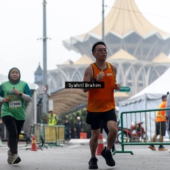 Runner Photo 8566747