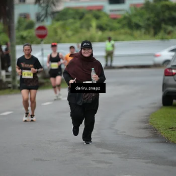 Runner Photo 8566769