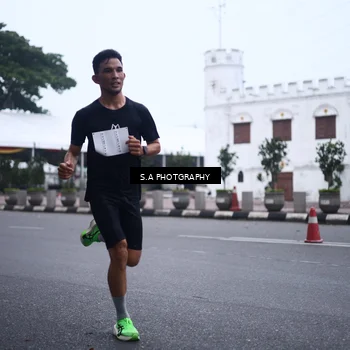 Runner Photo 8566773