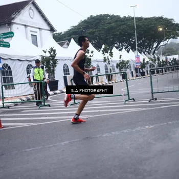 Runner Photo 8566826