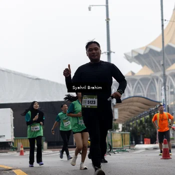 Runner Photo 8566842