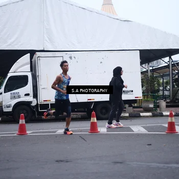 Runner Photo 8566860