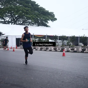 Runner Photo 8566877