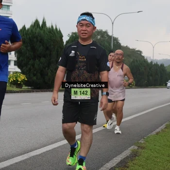 Runner Photo 8566894
