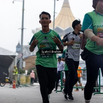 Runner Photo 8566902