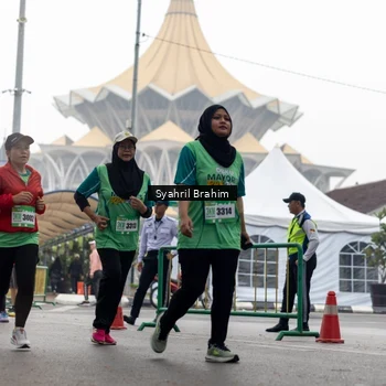 Runner Photo 8566914