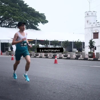 Runner Photo 8566927