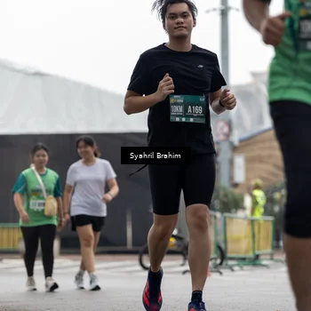 Runner Photo 8566939