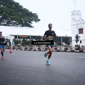 Runner Photo 8566979