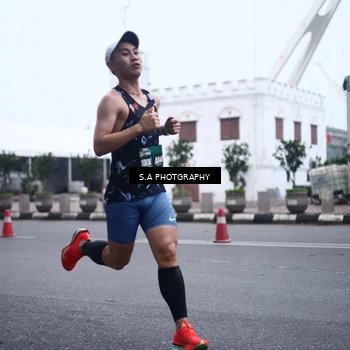 Runner Photo 8566986