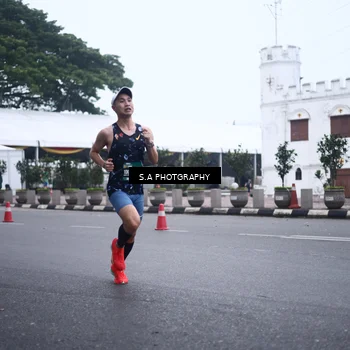 Runner Photo 8566994