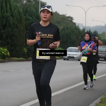 Runner Photo 8567013