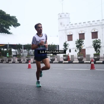 Runner Photo 8567033