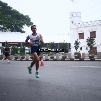 Runner Photo 8567034