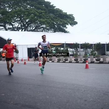 Runner Photo 8567041