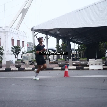 Runner Photo 8567042