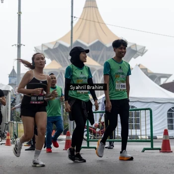Runner Photo 8567049