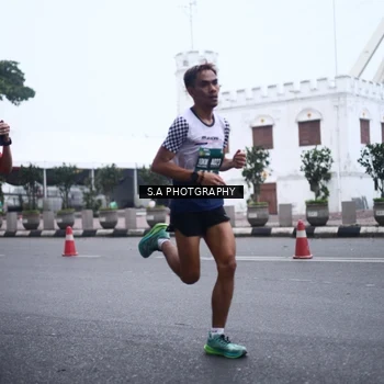 Runner Photo 8567054