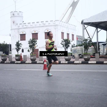 Runner Photo 8567105