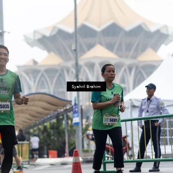 Runner Photo 8567153