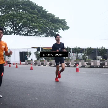 Runner Photo 8567195