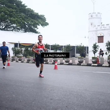 Runner Photo 8567261