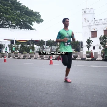 Runner Photo 8567295