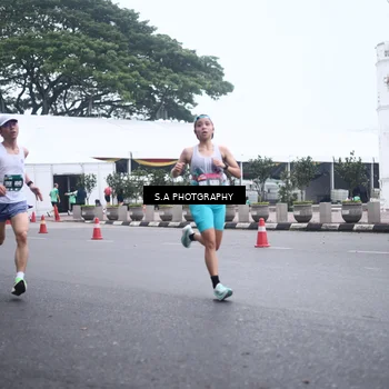 Runner Photo 8567328
