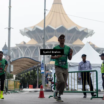 Runner Photo 8567356