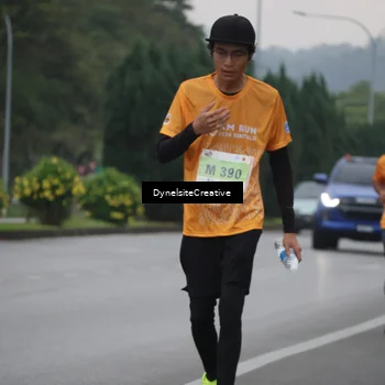 Runner Photo 8567369