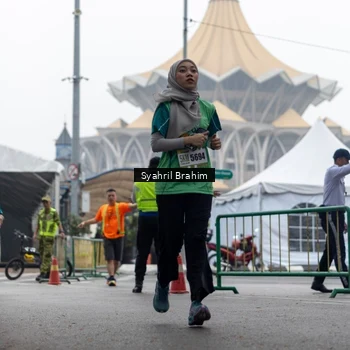 Runner Photo 8567398