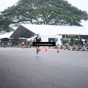 Runner Photo 8567413