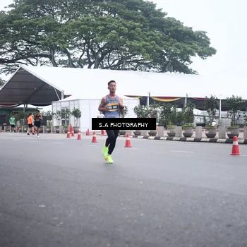 Runner Photo 8567438