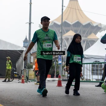 Runner Photo 8567499