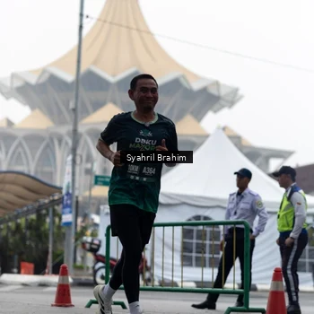 Runner Photo 8567505