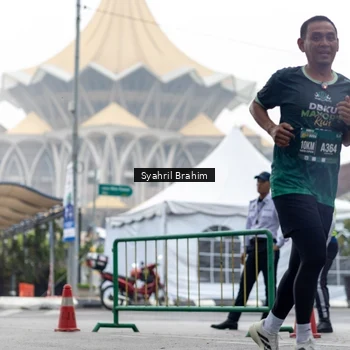 Runner Photo 8567511