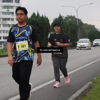 Runner Photo 8567641