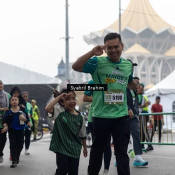 Runner Photo 8567692